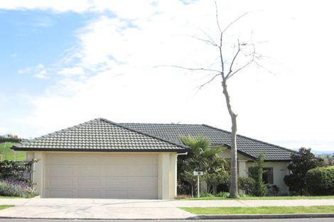 Photo of property in 64 Village Park Drive, Welcome Bay, Tauranga, 3112