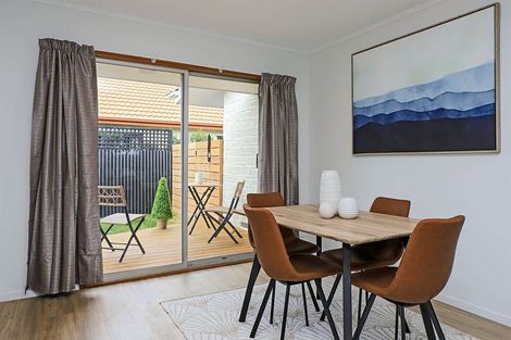 Photo of property in 2/707 York Street, Mahora, Hastings, 4120