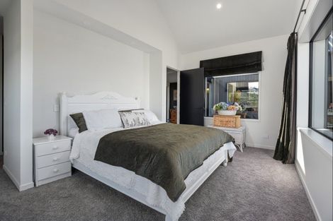 Photo of property in 162 Kawaha Point Road, Kawaha Point, Rotorua, 3010