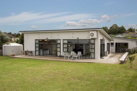 Photo of property in 18 Omana Avenue, Shelly Beach, Helensville, 0874