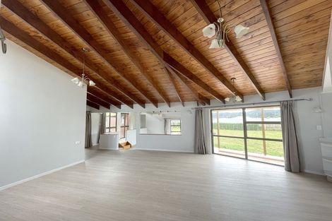 Photo of property in 69 Sunny Crescent, Huapai, Kumeu, 0810