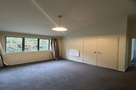 Photo of property in 4 Mitika Way, Strathmore Park, Wellington, 6022