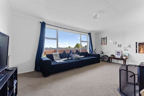Photo of property in 24 Mahoe Street, Levin, 5510