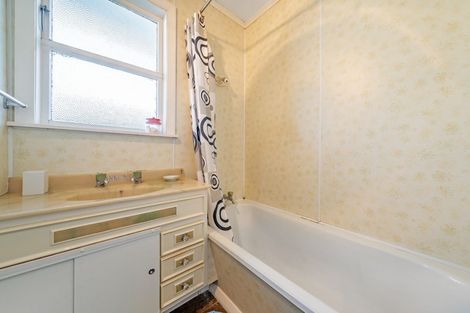 Photo of property in 35 Clyma Street, Elderslea, Upper Hutt, 5018