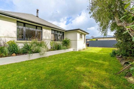 Photo of property in 42 Joseph Street, Waverley, Invercargill, 9810