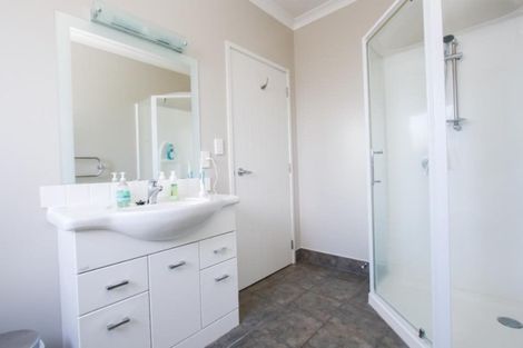 Photo of property in 6/15 Charlemont Street, Whitiora, Hamilton, 3200