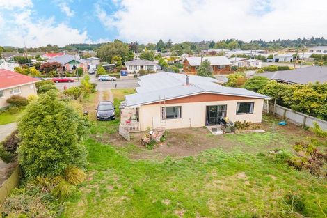 Photo of property in 18 Studholme Street, Waimate, 7924