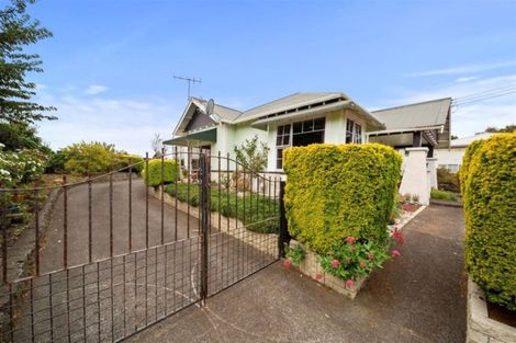 Photo of property in 10 Furlong Street, Hawera, 4610