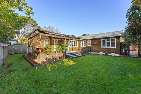 Photo of property in 53a Tiromoana Road, Raumati South, Paraparaumu, 5032