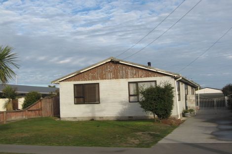 Photo of property in 32 Pine Avenue, New Brighton, Christchurch, 8061