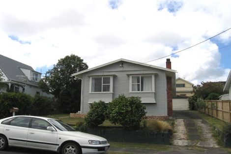 Photo of property in 47 Palmerston Road, Birkenhead, Auckland, 0626