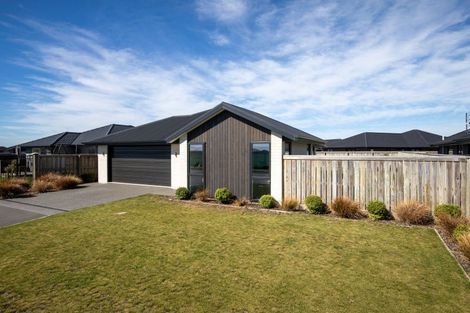 Photo of property in 6 Blackbird Way, Rolleston, 7614
