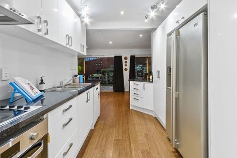 Photo of property in 2/30 Manu Place, Pinehill, Auckland, 0632