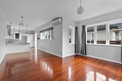 Photo of property in 4 Valley Terrace, Hamilton Central, Hamilton, 3204