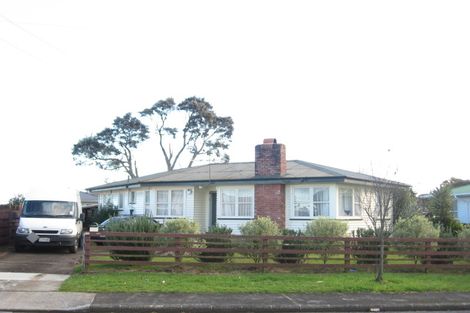 Photo of property in 13 Clayton Road, Manurewa, Auckland, 2102