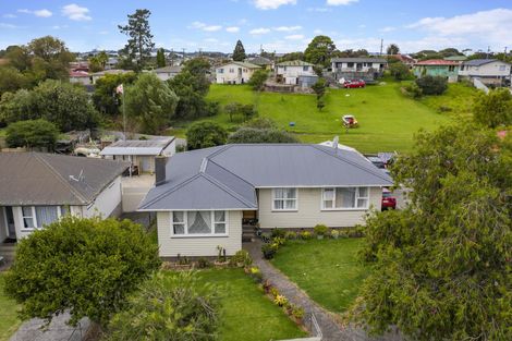 Photo of property in 6 Tindall Crescent, Otara, Auckland, 2023
