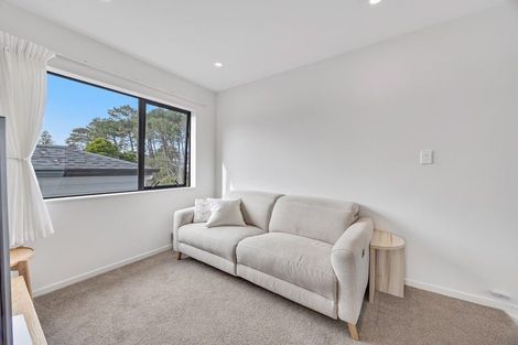 Photo of property in 13d Morton Avenue, Forrest Hill, Auckland, 0620