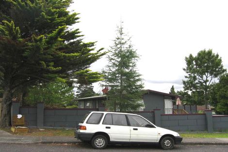 Photo of property in 23 Flaxdale Street, Birkdale, Auckland, 0626