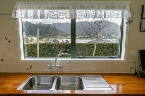 Photo of property in 11 Patton Place, Tairua, 3508