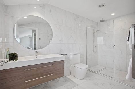 Photo of property in 138 Bucklands Beach Road, Bucklands Beach, Auckland, 2012