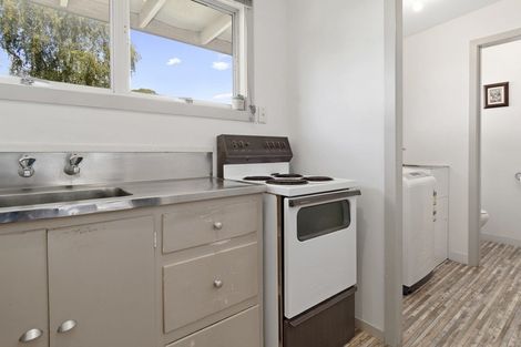 Photo of property in 22 Kingswood Road, Brookfield, Tauranga, 3110