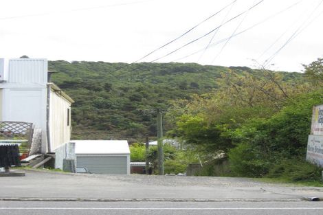 Photo of property in 151a Waikawa Road, Picton, 7220