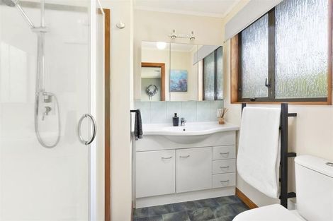 Photo of property in 8 Charthouse Lane, Whitby, Porirua, 5024