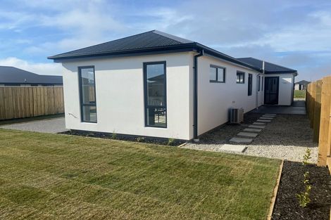 Photo of property in 31 Weaver Street, Woodend, 7691