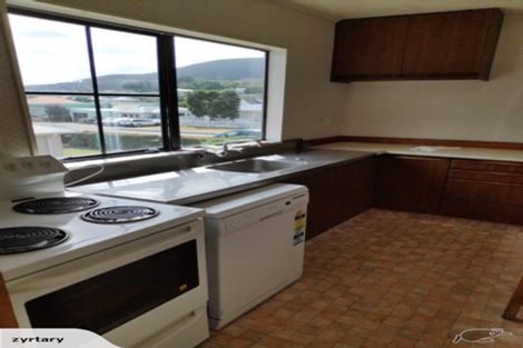 Photo of property in 5b Mclellan Street, Tawa, Wellington, 5028