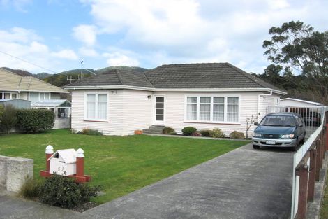 Photo of property in 53 Wellington Road, Wainuiomata, Lower Hutt, 5014
