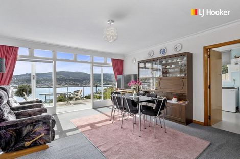 Photo of property in 121 Larnach Road, Vauxhall, Dunedin, 9013