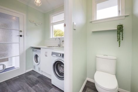 Photo of property in 8 Leigh Place, Awapuni, Palmerston North, 4412