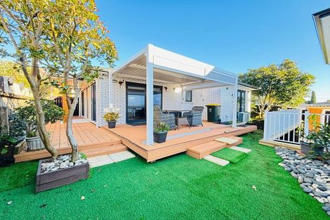 Photo of property in 69 Church Road, Mangere Bridge, Auckland, 2022