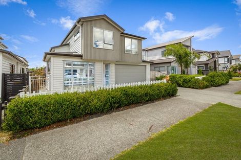 Photo of property in 12 Pinefield Road, Whenuapai, Auckland, 0618