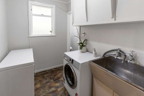 Photo of property in 11 Augustus Street, Carterton, 5713