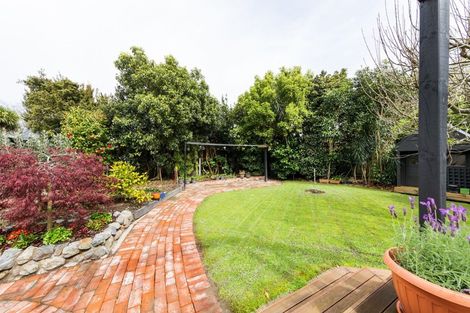 Photo of property in 42 Lincoln Terrace, Hokowhitu, Palmerston North, 4410