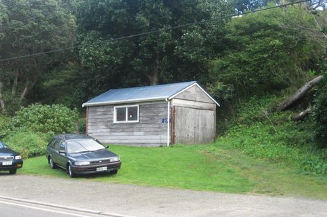 Photo of property in 27 Wellington Road, Paekakariki, 5034