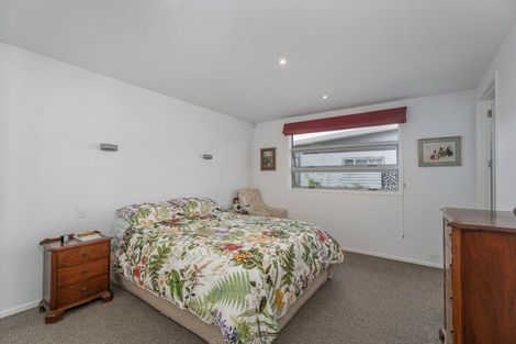 Photo of property in 16 Vanita Drive, Whitianga, 3510