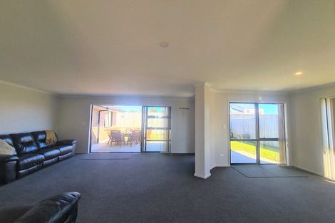 Photo of property in 20 Blanche Road, Papamoa Beach, Papamoa, 3118