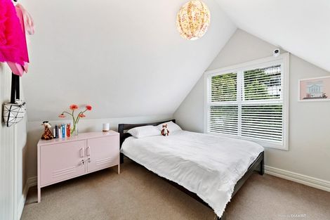 Photo of property in 9a Seine Street, Island Bay, Wellington, 6023