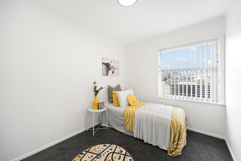 Photo of property in 73 Lewis Street, Glenview, Hamilton, 3206
