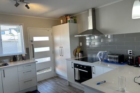 Photo of property in 2/18 Ruth Street, Manurewa, Auckland, 2102