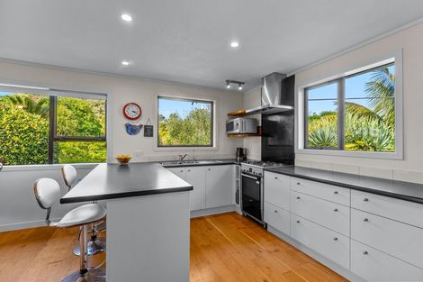 Photo of property in 20 Haywood Lane, Tawharanui Peninsula, Warkworth, 0986
