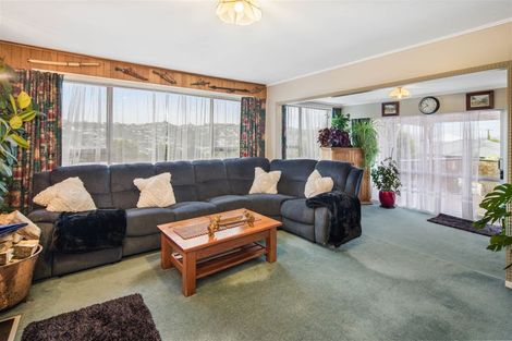 Photo of property in 19 Macaulay Street, Johnsonville, Wellington, 6037