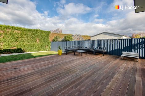 Photo of property in 13 Huntly Road, Outram, 9019