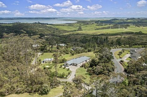 Photo of property in 163e West Road, Kaukapakapa, 0873