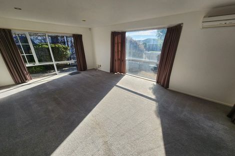 Photo of property in 2/7 Orlando Crescent, Waimairi Beach, Christchurch, 8083