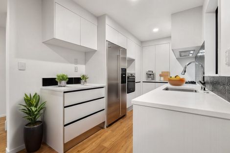 Photo of property in 27 Laquinta Place, Flat Bush, Auckland, 2019