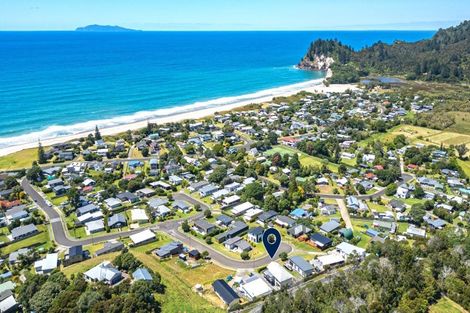 Photo of property in 18 Ross Place, Whiritoa, Whangamata, 3691