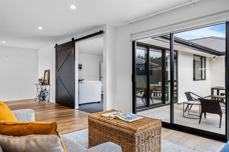 Photo of property in 53 Westpark Boulevard, Rangiora, 7400